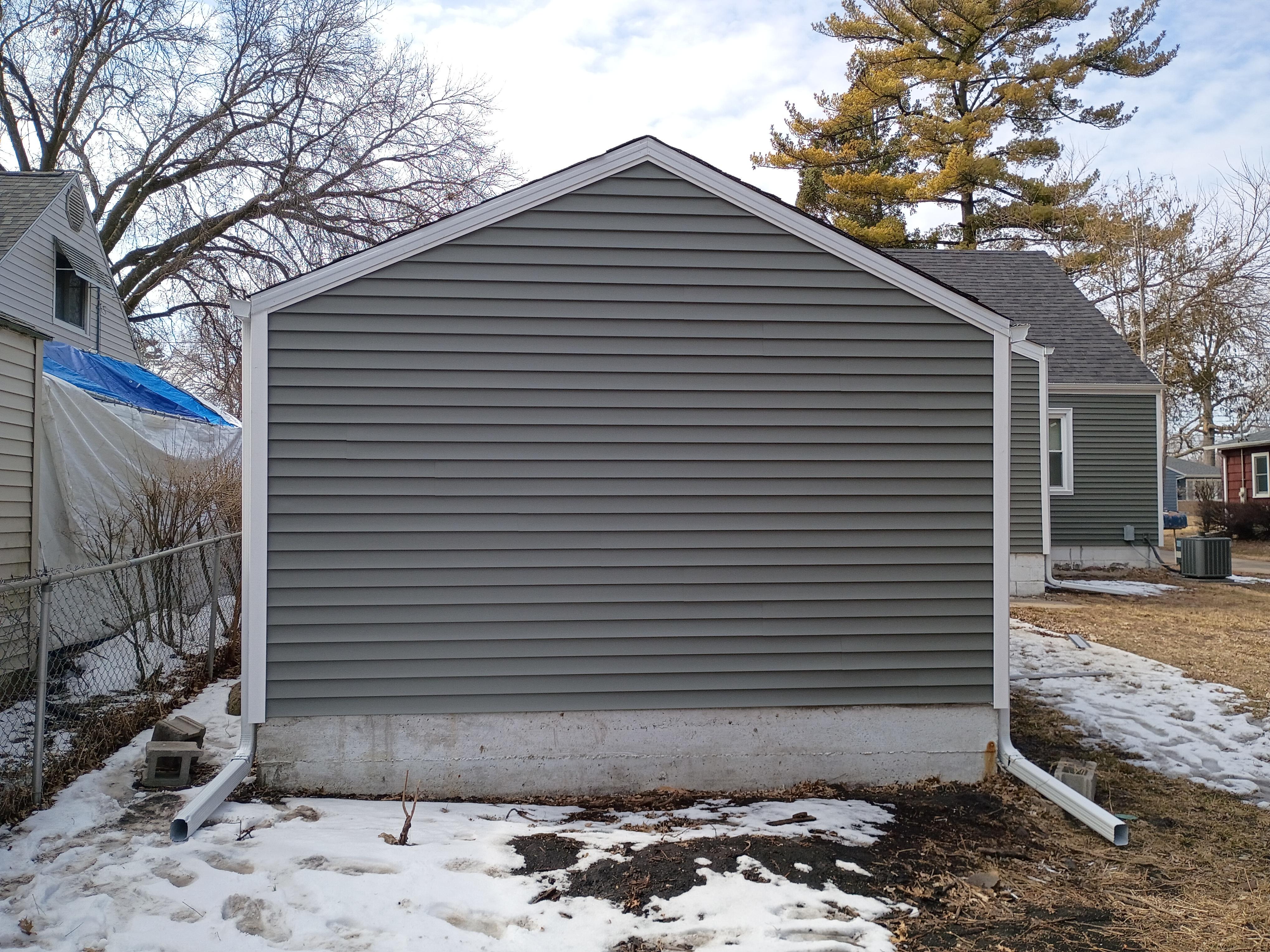 roofing project in Des Moines, Iowa